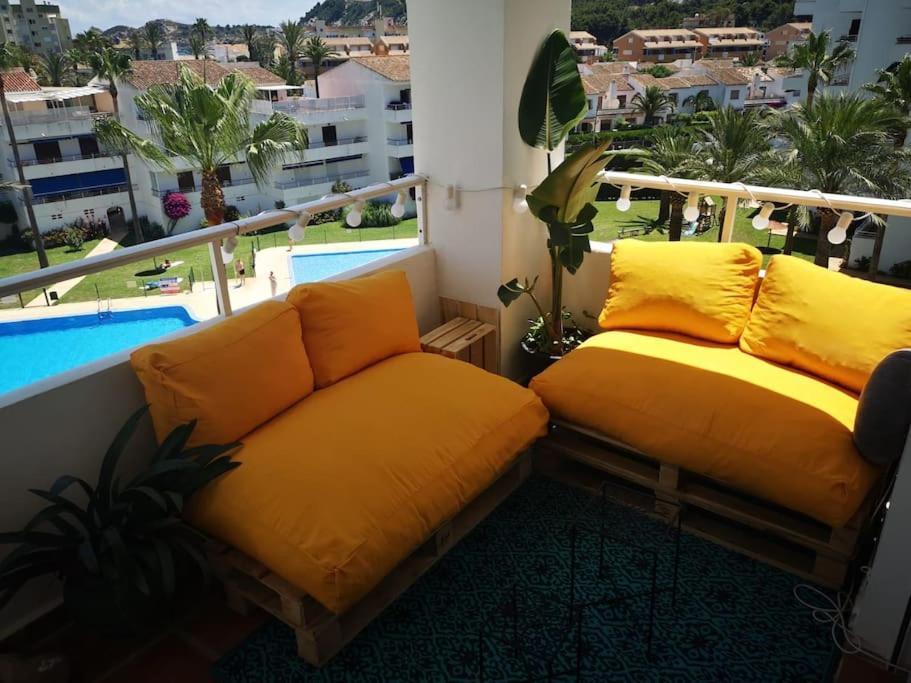 Casa En Urb. Con La Piscina Mas Grande De Javea. Exterior photo
