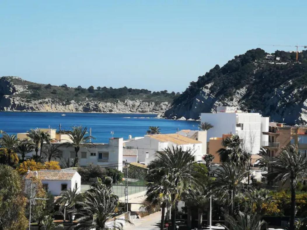 Casa En Urb. Con La Piscina Mas Grande De Javea. Apartment Exterior photo