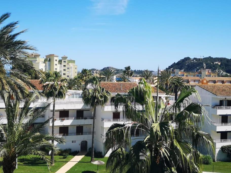 Casa En Urb. Con La Piscina Mas Grande De Javea. Apartment Exterior photo