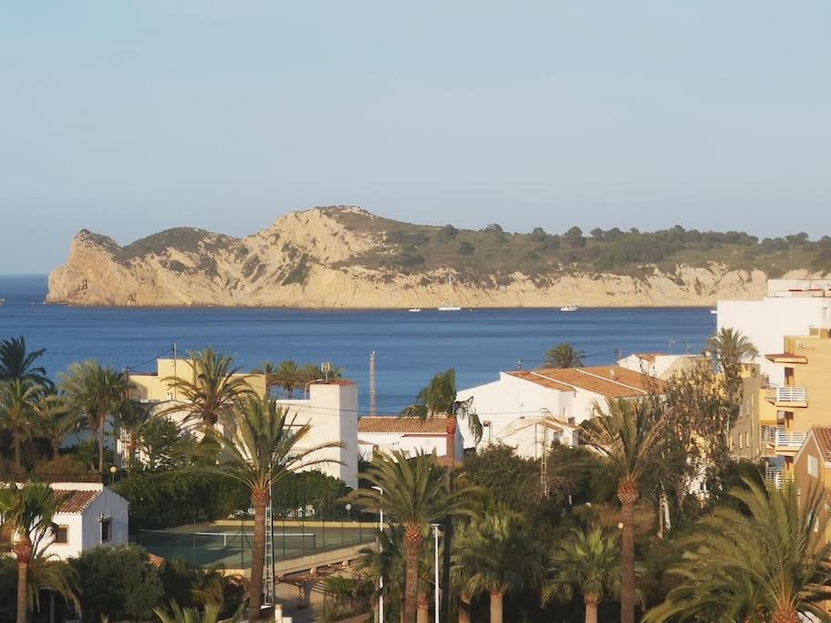 Casa En Urb. Con La Piscina Mas Grande De Javea. Apartment Exterior photo